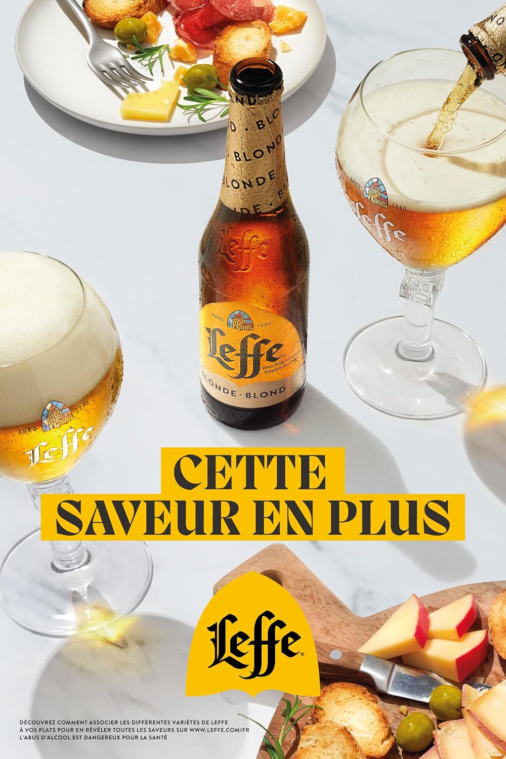 Leffe Blonde Bière Pack 28 Bouteilles 25cl – Image 2